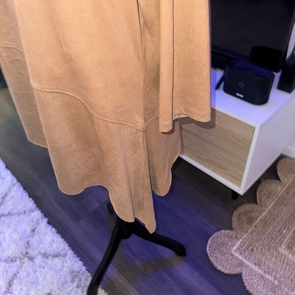 Women's Tan Asymmetrical Top - Picture 4 of 7